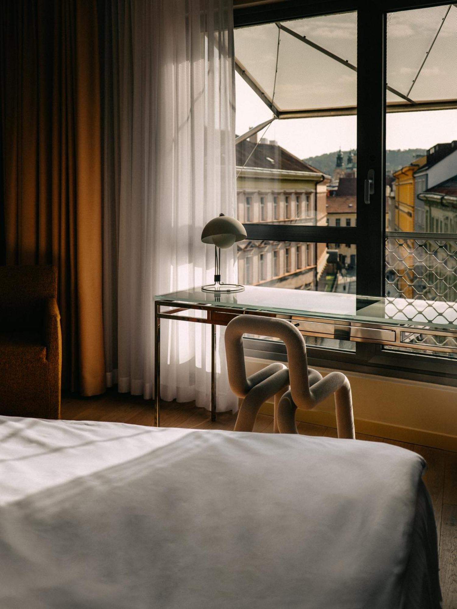 Hotel Josef Прага Экстерьер фото